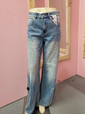 Wide Leg Jeans (NWT)